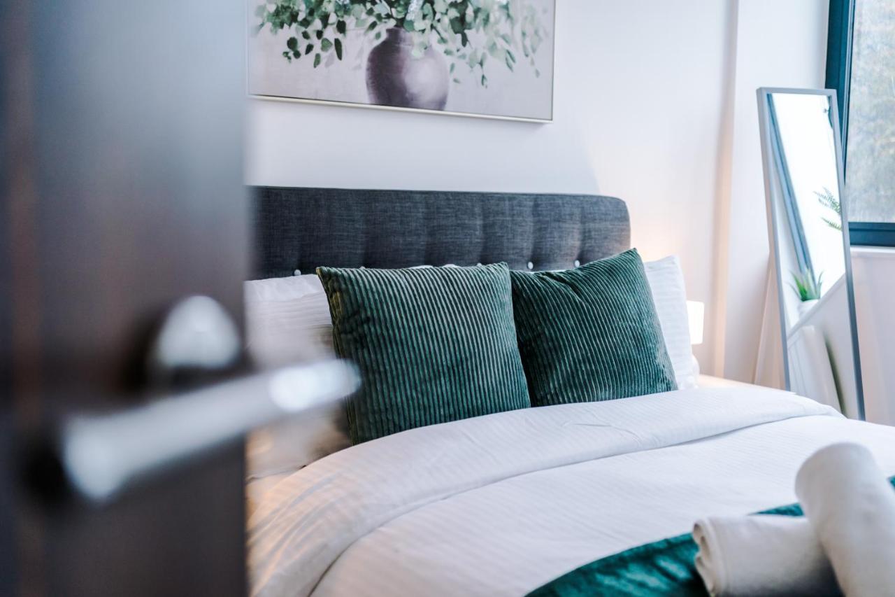 Manchester Stylish Haven: 2-Bed City Apartment Exterior photo